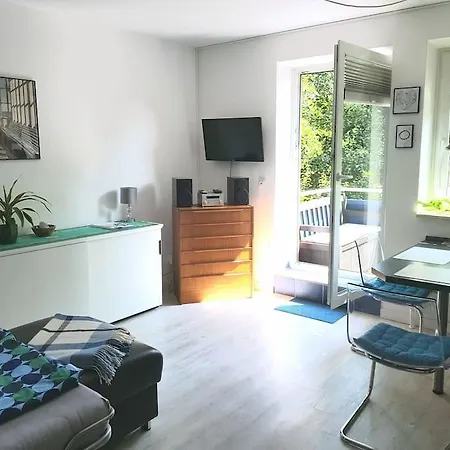 Wohlfuhl-apartment Mit Sonnigem Balkon *